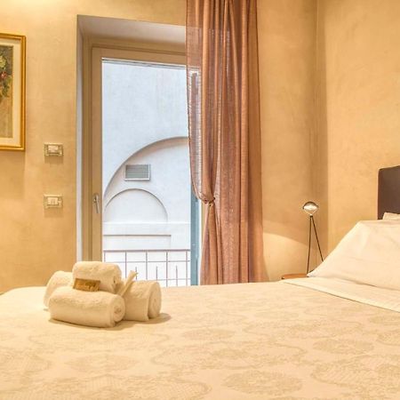 Apartmentsarena - Suite Mercatorum - Piazza Erbe Verona Exterior photo